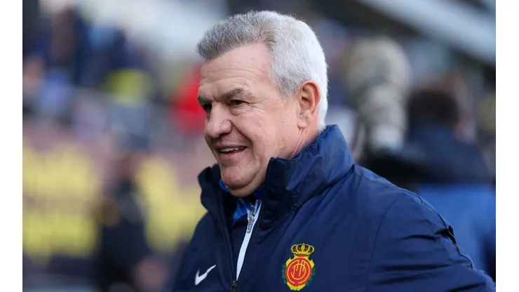 Javier Aguirre en un partido de La Liga 2022-23.