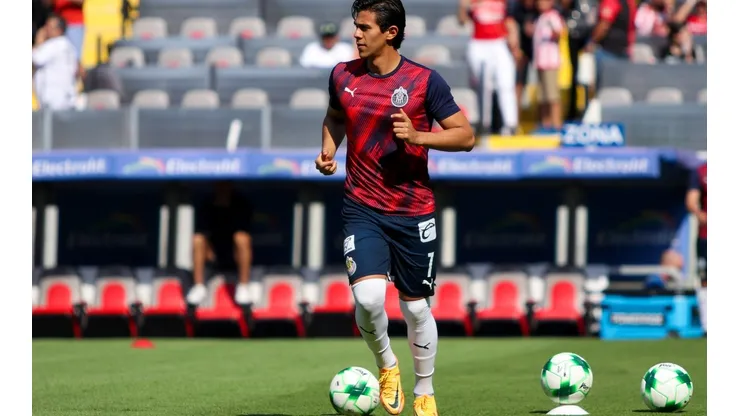 Macías estará fuera de las canchas hasta octubre