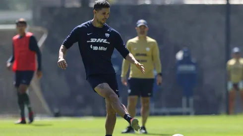 Jesús Molina durante un entrenamiento de los Pumas.