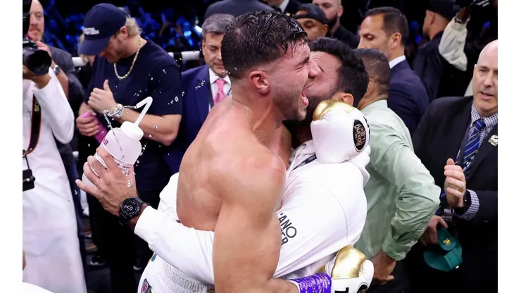 Tommy Fury recibió el premio del CMB que anhelaba Jake Paul