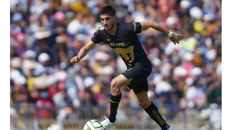 Gustavo Del Prete ante el León.
