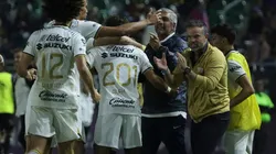Pumas en el festejo de gol ante Mazatlán.