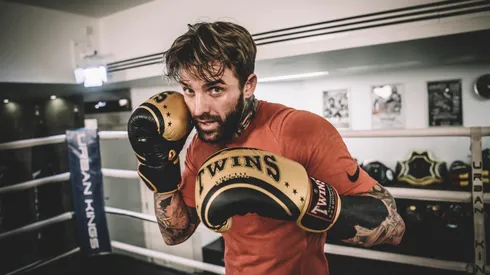 Aaron Chalmers enfrentará a Mayweather.