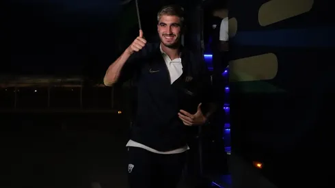 Gustavo Del Prete en su llegada al "Kraken".