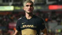 Gustavo Del Prete en el partido ante Necaxa.