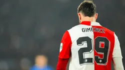 El jersey de Santiago Giménez podría ser muy valioso para damnificados de Turquía.
