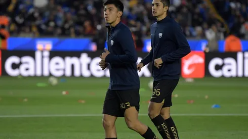 Héctor Ramírez en el calentamiento en el 'Volcán'.