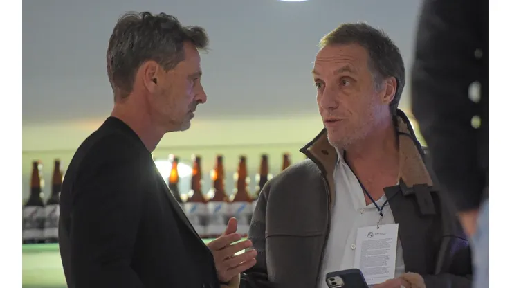Ares de Parga con Diego Cocca.