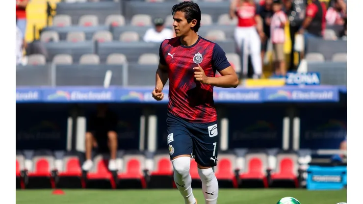 Veljko Paunovic confienza que Chivas puede sacar beneficio a la lesión de Macías.