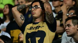 Aficionados de Pumas lamentan la derrota de su equipo.
