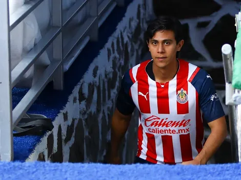 ¡Mucha fuerza! Macías sufre otra devastadora lesión