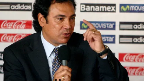Hugo Sánchez fue desacreditado para dirigir a Cruz Azul.