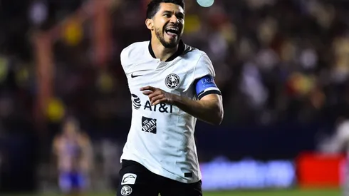 Henry Martín marcó dos goles ante Atlético de San Luis y se metió al top 10 de goleadores del América.