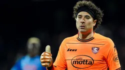 ¿Perdió la titularidad? DT de Salernitana reveló por qué quitó a Ochoa