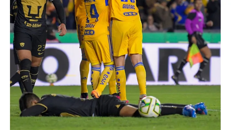 Ricardo Galindo tras su autogol ante Tigres.