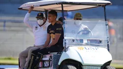 Ricardo Galindo en el carrito de las desgracias.