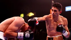 Rey Vargas enfrenta a O'Shaquie Foster.