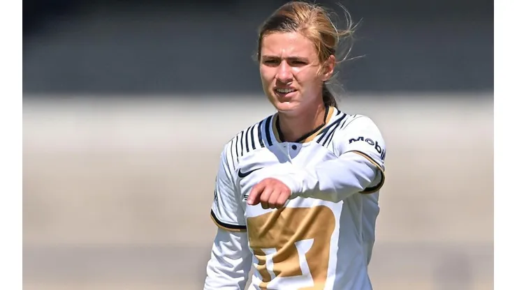 Natalia Macías, jugadora de Pumas Femenil que fue empujada por su entrenador (Foto: imago7)
