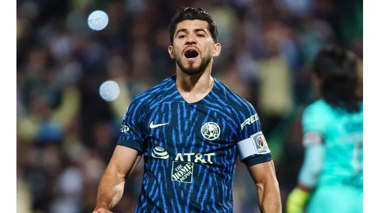 Henry Martín llegó a 74 goles con América ante Santos.