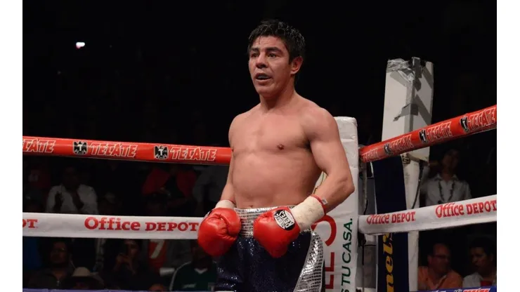 Jorge Arce también muestra talento como motivador de futbol (Foto: imago7)