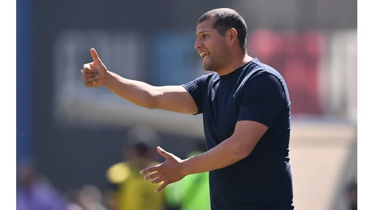 Jonathan Lazcano en el partido ante Cruz Azul