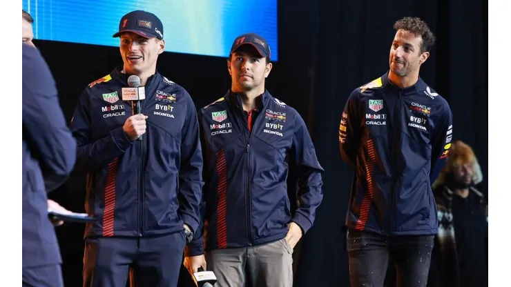 Daniel Ricciardo habló de Checo Pérez.