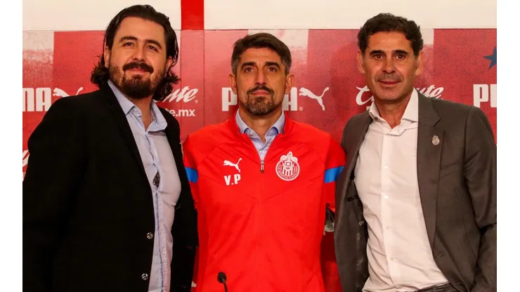 Fuerte decisión de Chivas con tres jugadores del primer equipo.