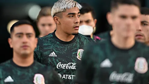 Adiós al Barcelona: FIFA negó el traspaso de Julián Araujo