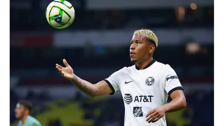 Roger Martínez quedaría libre de América en junio