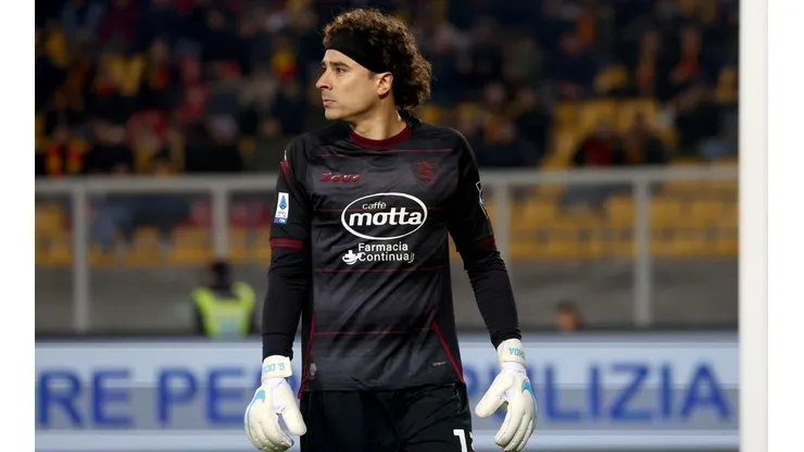 La curiosa reflexión de Memo Ochoa sobre sus más de 3 millones de seguidores