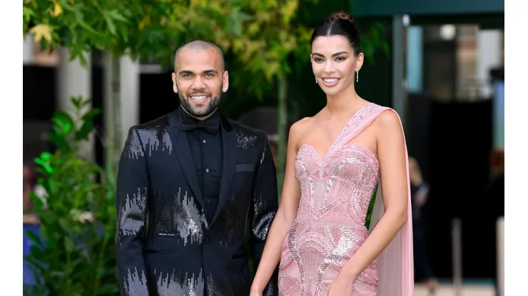 Sigue el calvario para Dani Alves: la terminante postura de su esposa