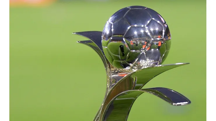 Trofeo de la Liga MX Femenil.