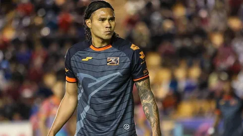 Gullit Peña jugará en Emiratos Árabes Unidos