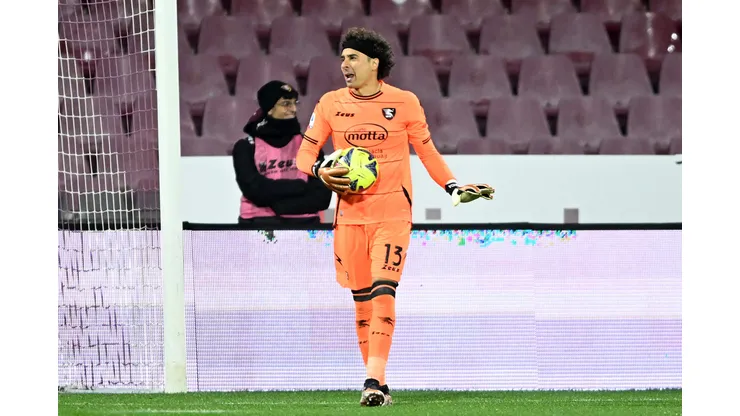 Guillermo Ochoa obtuvo su primera victoria en Italia