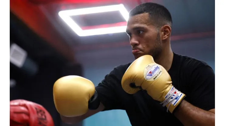 David Beanavidez lanza mensaje contra Caleb Plant.