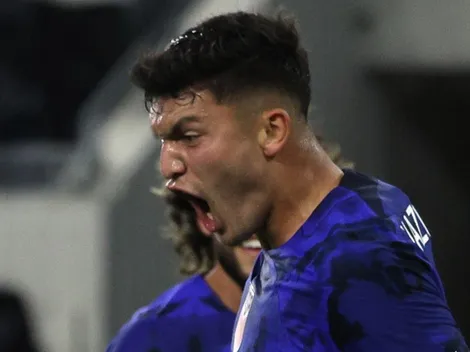 Rechazó a Chivas y ahora es alabado por todo un país