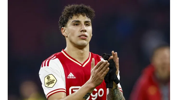 Jorge Sánchez, defensa mexicano del Ajax.