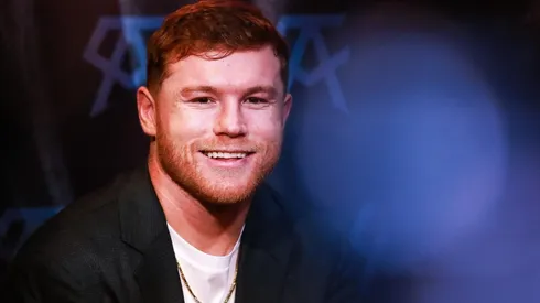 Canelo Álvarez regaló guantes de oro a un sparring