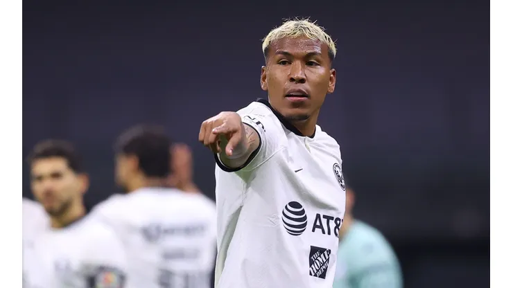 Roger Martínez apunta a salir del América.