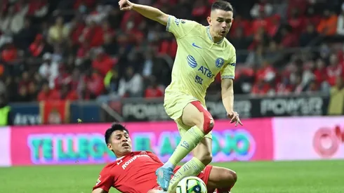 América fijó un nuevo valor para la cláusula de rescición de Fidalgo.