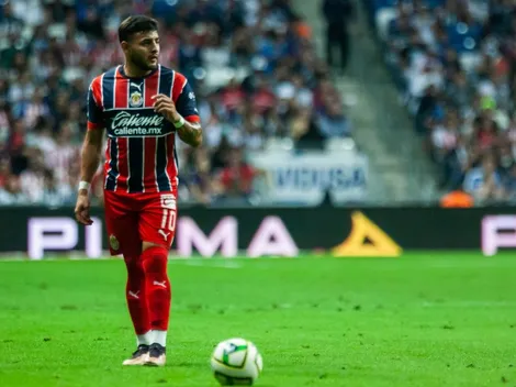 Revelan que Alexis Vega tenía molestias en la rodilla antes del Mundial