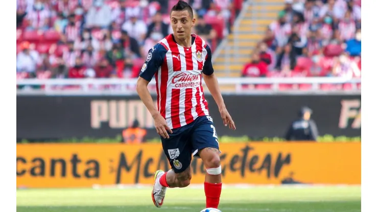 Ex-jugador de Chivas le lanza un ultimatum a Roberto Alvarado.