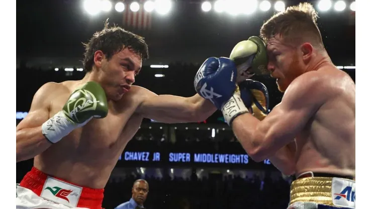 Julio César Chávez Jr. reapareció e insultó a Canelo Álvarez.