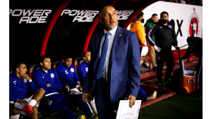 Raúl Gutiérrez no la cierra la puerta a un posible refuerzo