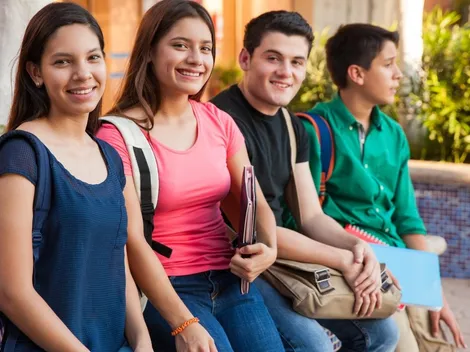 ¿Cuándo depositan el primer pago de la beca Benito Juárez en 2023?