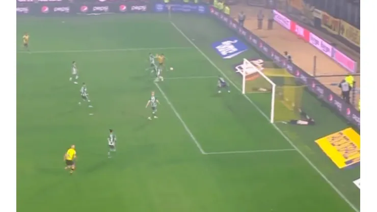 Orbelín Pineda hizo su quinto gol de la temporada