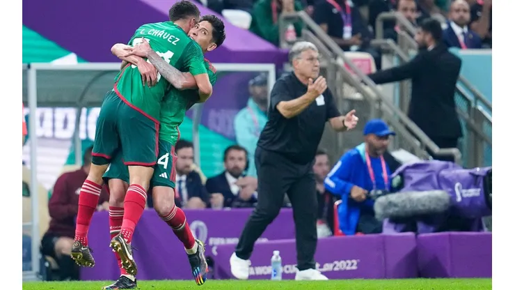 Edson Álvarez Luis Chávez Qatar 2022