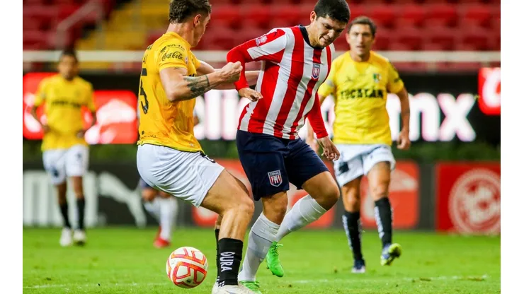 Sebastián Martínez dejará Chivas para jugar en Tepatitlán.