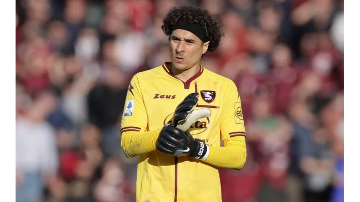 Guillermo Ochoa debutó en la Serie A