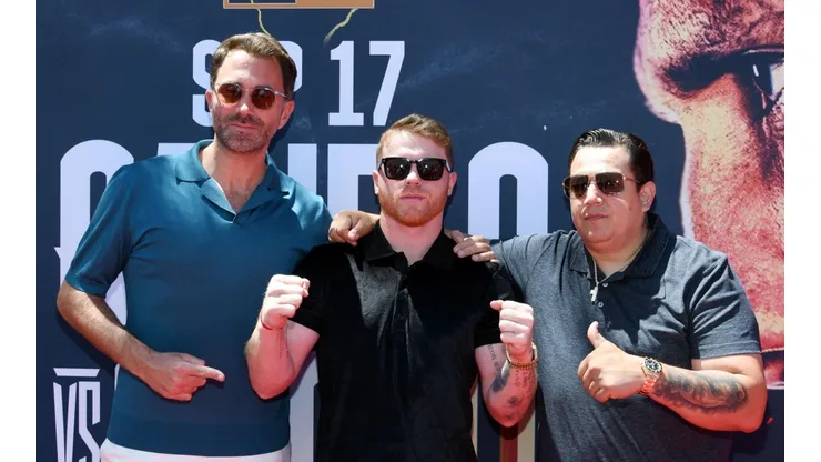 Eddie Hearn reveló qué habló con Eddy Reynoso sobre el futuro de Canelo